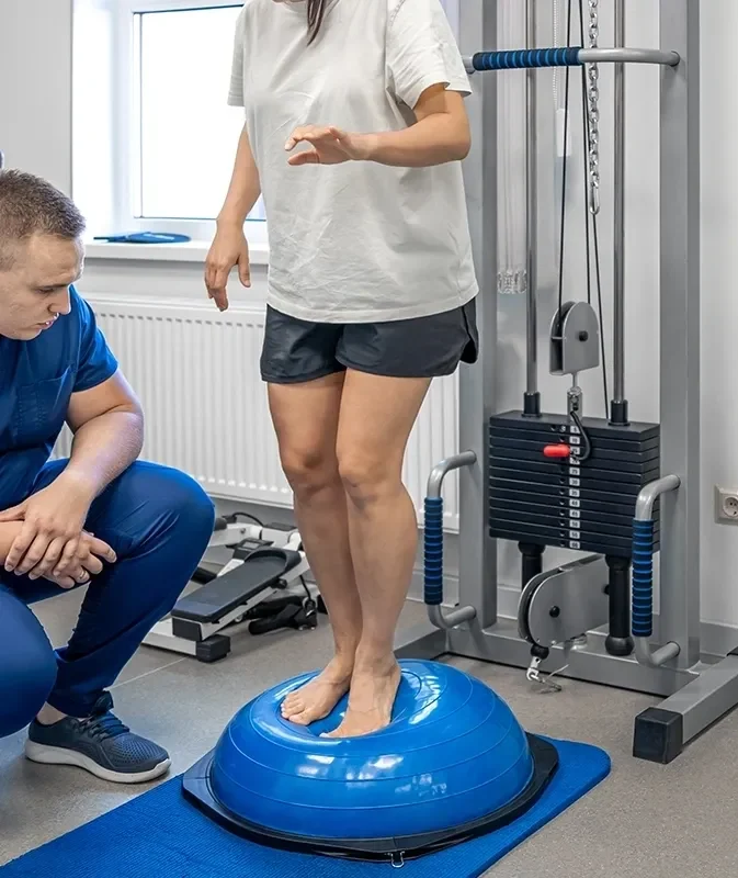 Capacity Partners Therapy clinician conducting functional capacity assessment